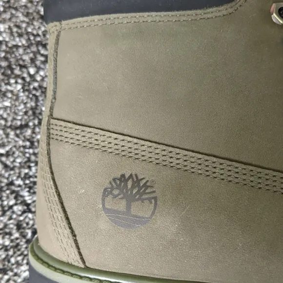 Timberland 6-Inch Premium Waterproof Boots Men’s 8.5M Olive Green A2KZQ Leather
