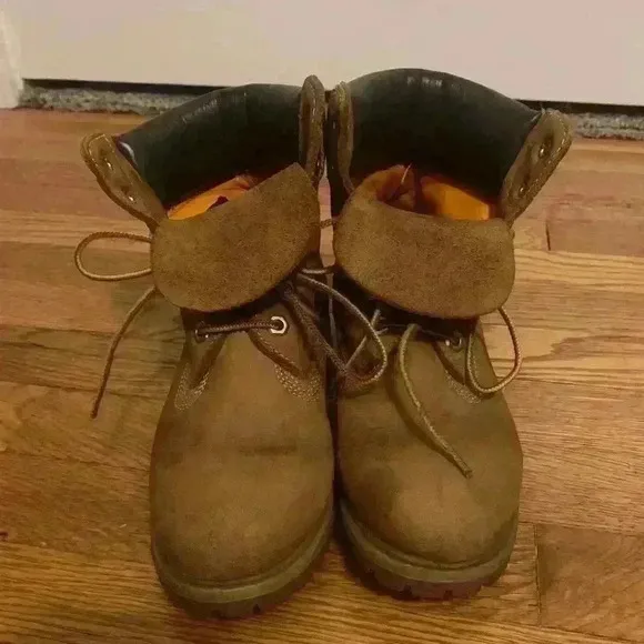 Timberland Womens Boots 6-in 10360 Original Waterproof, size 6