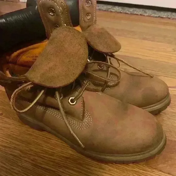 Timberland Womens Boots 6-in 10360 Original Waterproof, size 6