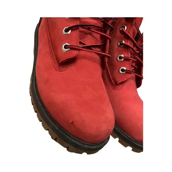 Timberland x NBA “Chicago Bulls” Red Boots - size 6