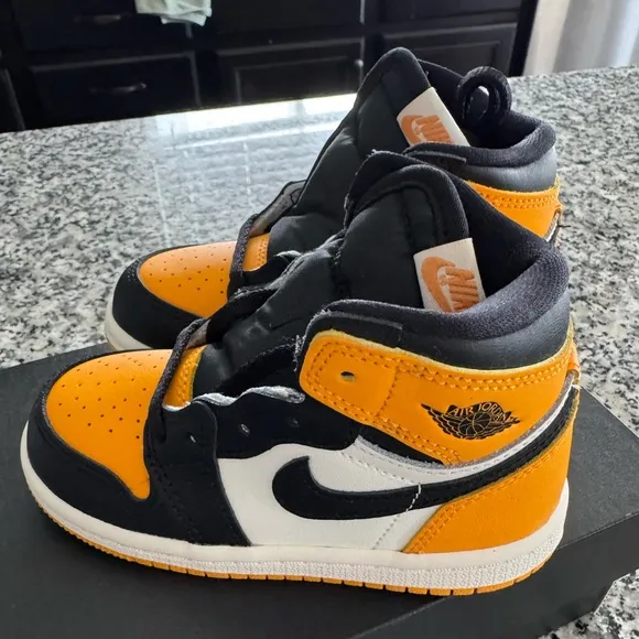 Toddler Jordan 1 Retro High OG