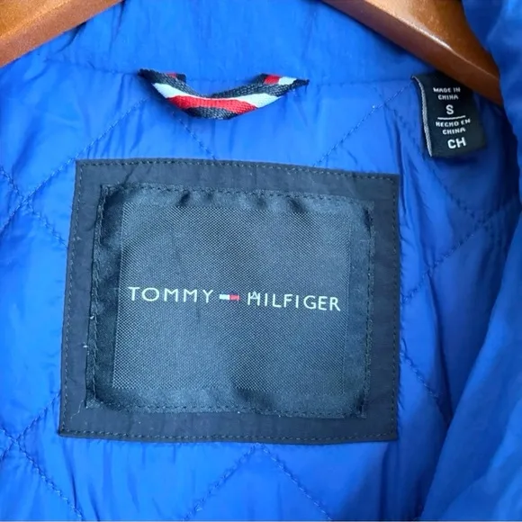 TOMMY‎ HILFIGER Color Blocked Sherpa Coat | Cream • Navy• Red | Size Small