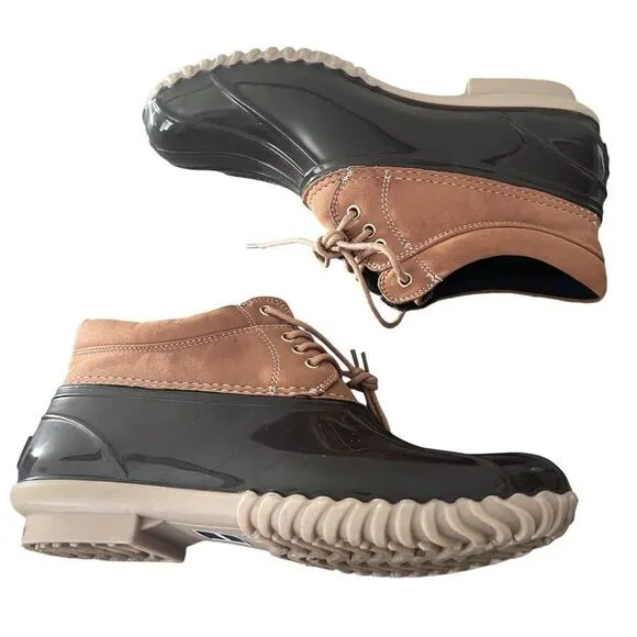 Tommy Hilfiger brown waterproof duck booties size 8