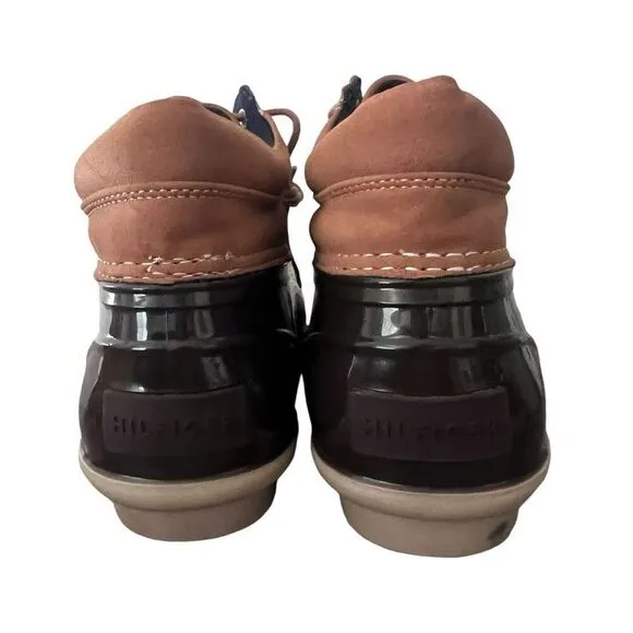 Tommy Hilfiger brown waterproof duck booties size 8