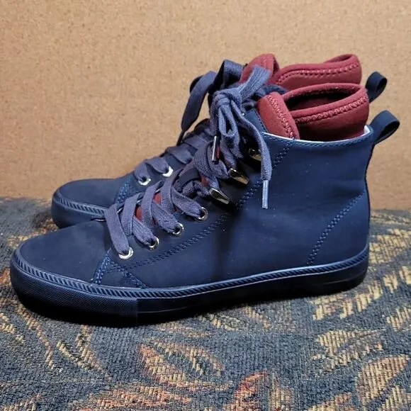 Tommy Hilfiger Women's Tadzia Navy Leather High Top Sneakers w/ Maroon- Size 7