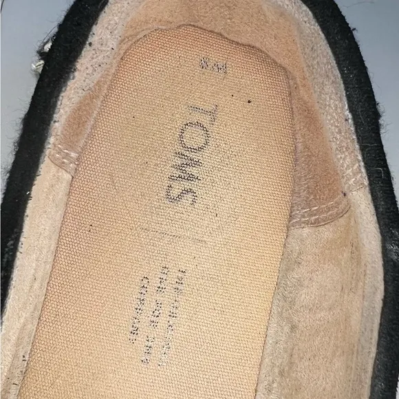 TOMS Black Geometric Woven Tassle Womens Shoes Size 9