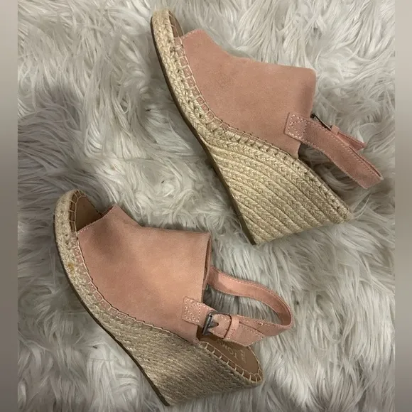TOMS blush suede Women's Pink Espadrille Wedge Sandals size 8.5