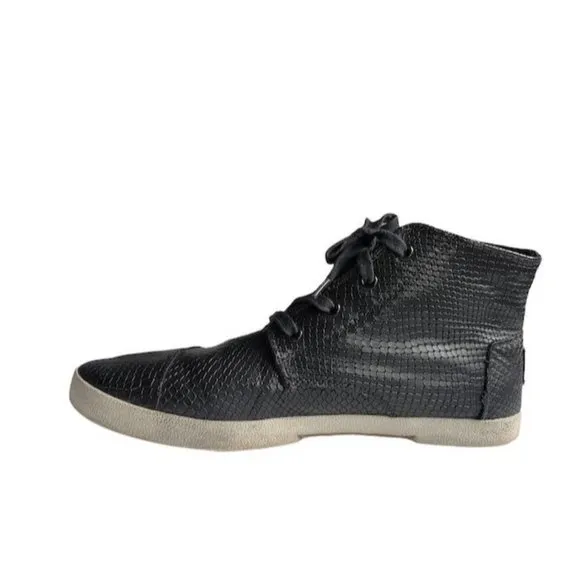 Toms Women's Snakeskin High Top Sneakers