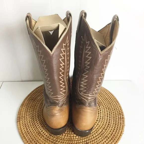 Tony Lama men's round toe leather boots, SZ 11.5AA AZTEC USA MADE Men’s