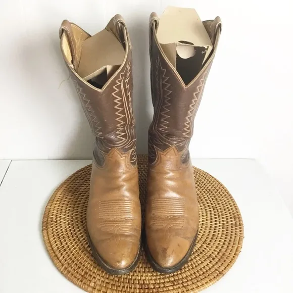 Tony Lama men's round toe leather boots, SZ 11.5AA AZTEC USA MADE Men’s