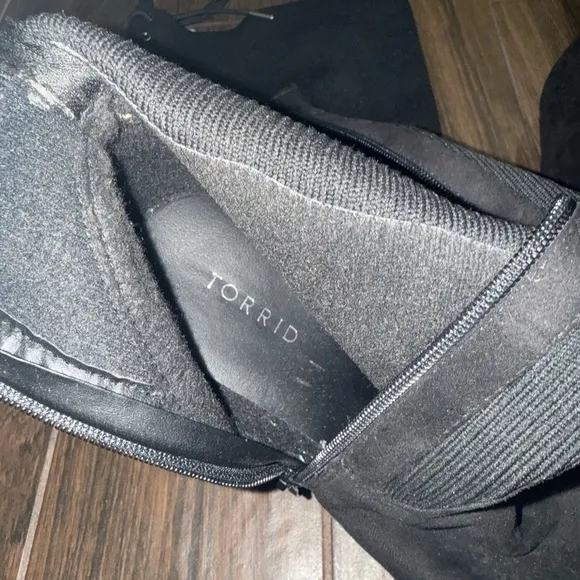 Torrid over the knee black Elegant Black Women's Boots size 10.5 WW