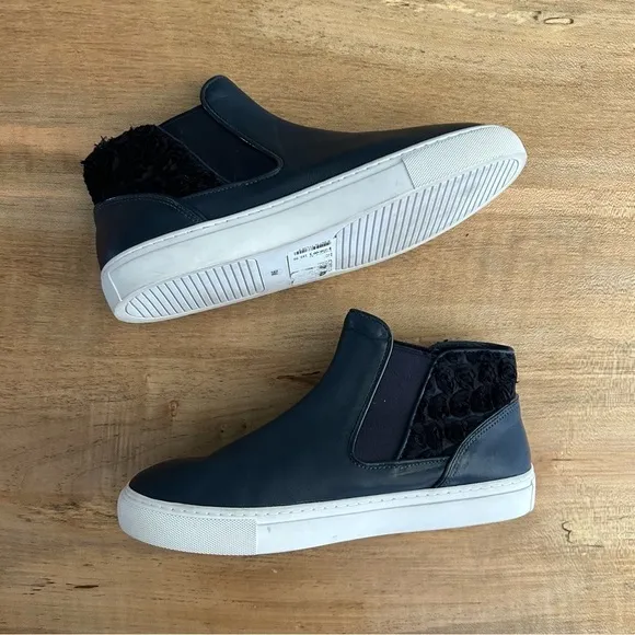 TORY BURCH Rosette High Top Nappa Navy Leather Sneakers Size 9 Barely Worn