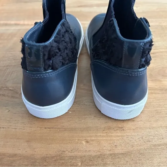 TORY BURCH Rosette High Top Nappa Navy Leather Sneakers Size 9 Barely Worn