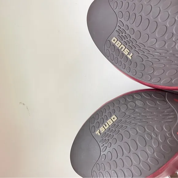 Tsubo NWOB Burgundy Japanese Comfort Mary-Janes Leather Slingback Adjustable 9.5