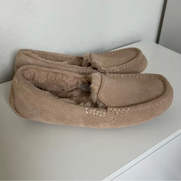UGG Ansley Water Resistant Slipper