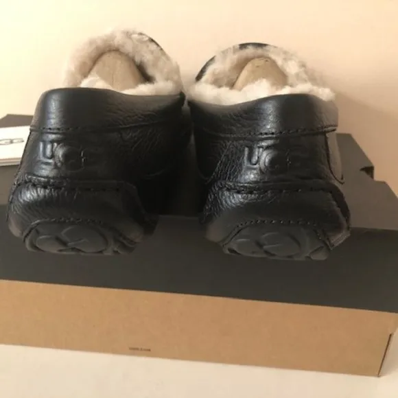UGG Ascot Leather Black Slipper. Size: 11, 12