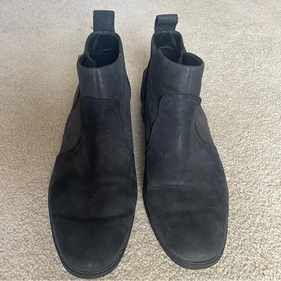 Ugg Aureo ll Waterproof Ankle Boots US9 EU40 Black Zip Up