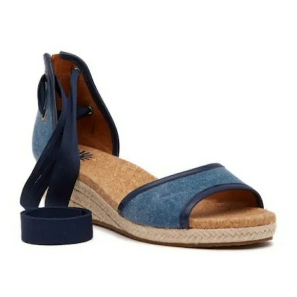 UGG AUSTRALIA Amell wedge ankle-tie sandals size 7.5 1470