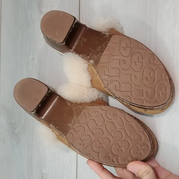 Ugg Australia Sera Youth Girls Clogs Mules Heels Fur Shoes sz 3
