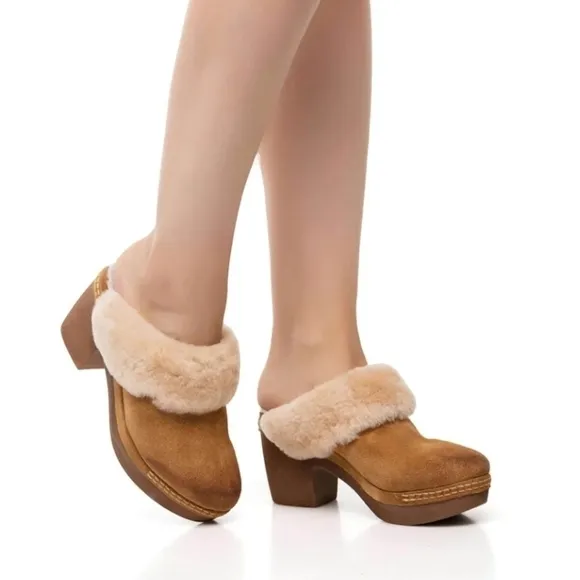 Ugg Australia Sera Youth Girls Clogs Mules Heels Fur Shoes sz 3