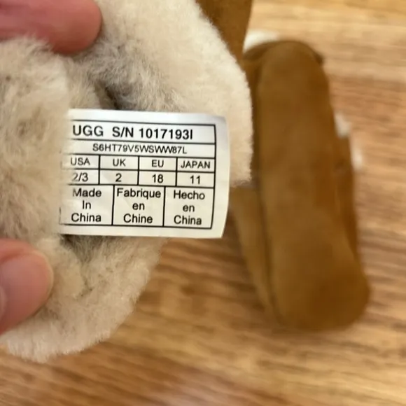 UGG Baby Infant Suede Booties Slipper Shoes 4-12M (Size 2/3)