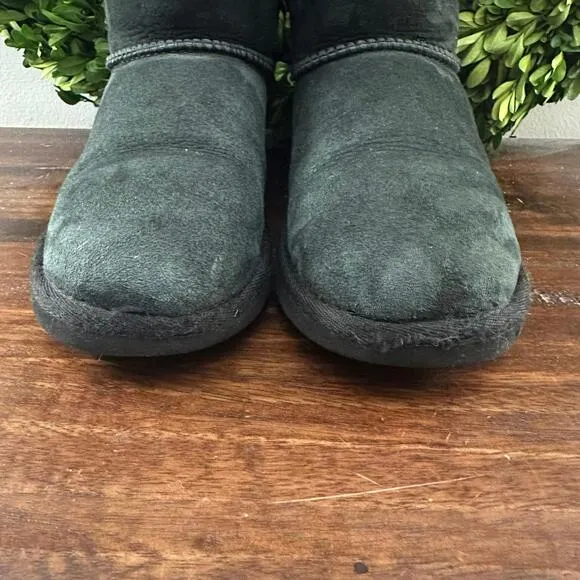UGG Bailey Bow‎ Boots 5