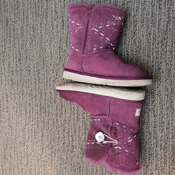 Ugg Bailey Button Tehuano Boots Size 3