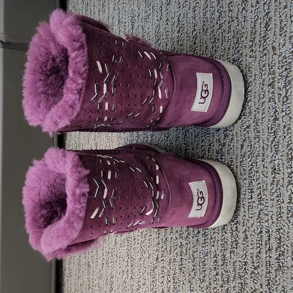 Ugg Bailey Button Tehuano Boots Size 3