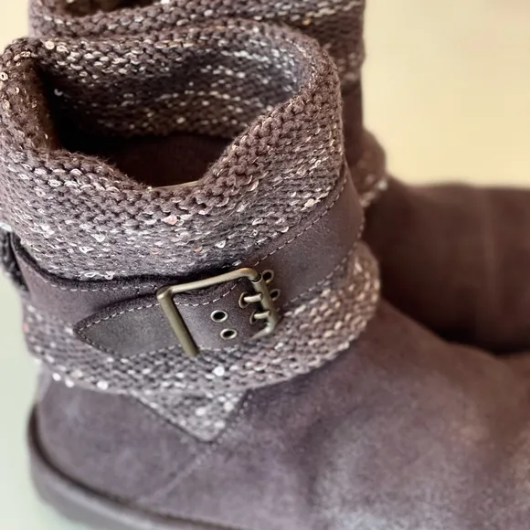 UGG Cambridge Metallic Suede Shoes 6