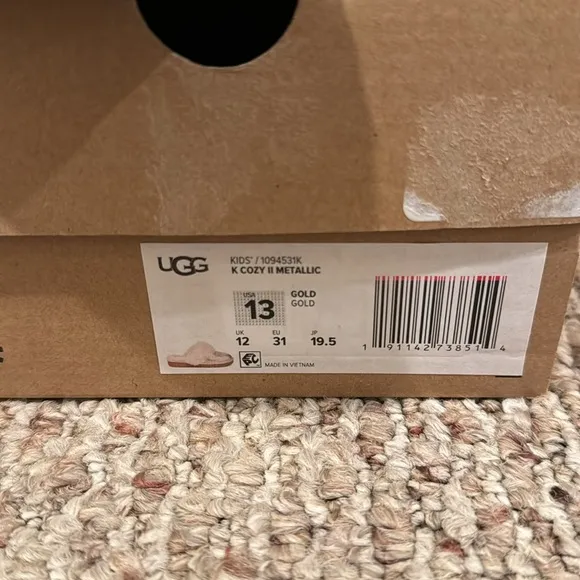 UGG Kids K Cozy II Metallic Gold slippers- size kids US 13