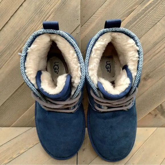 UGG‎ Neumel II Tasman Blue Suede Fleece Lined Boots Juniors Girls Size 4 Chukka