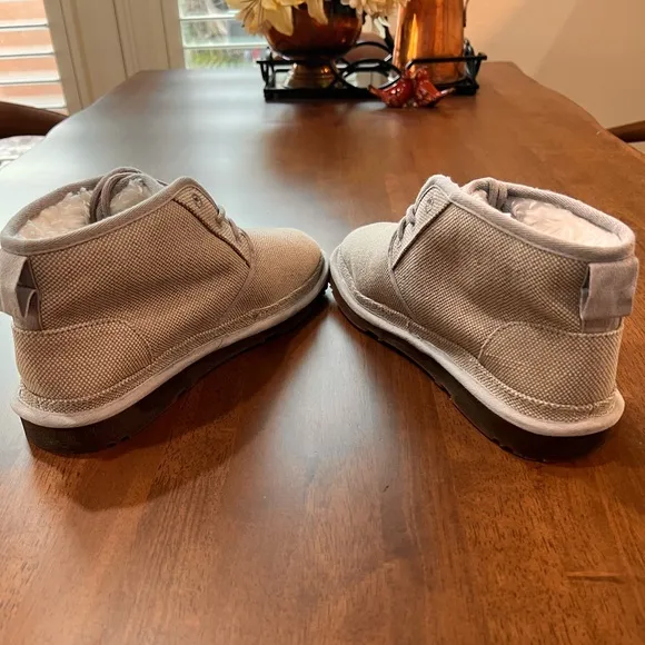 UGG Neumel Natural Boot Ankle Chukka Lace Up Shoes Men size 11, NWOB Comfy Cozy