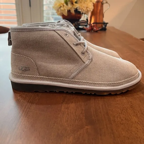 UGG Neumel Natural Boot Ankle Chukka Lace Up Shoes Men size 11, NWOB Comfy Cozy