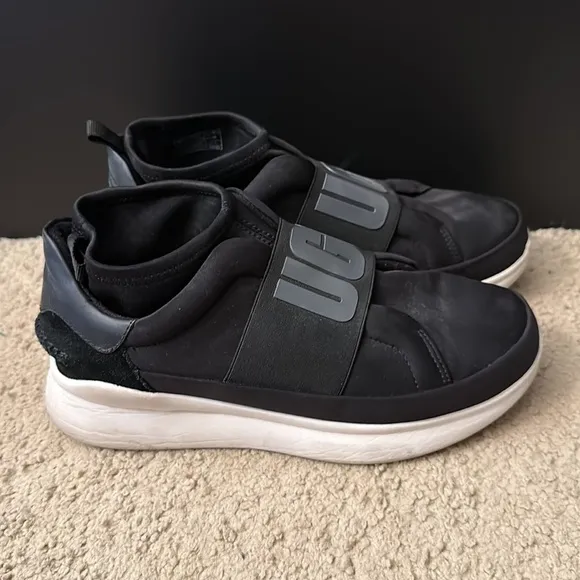 UGG Neutra Chunky Platform Sneaker - Black and White - Size Women’s 7.5