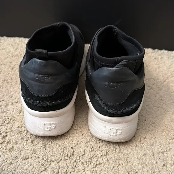 UGG Neutra Chunky Platform Sneaker - Black and White - Size Women’s 7.5