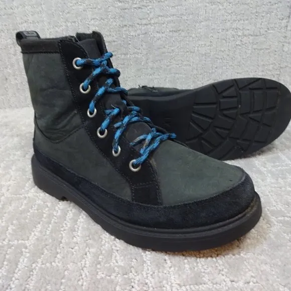 UGG Robley Youth Size 5 US Black Leather Weather Waterproof Boots 1112458K