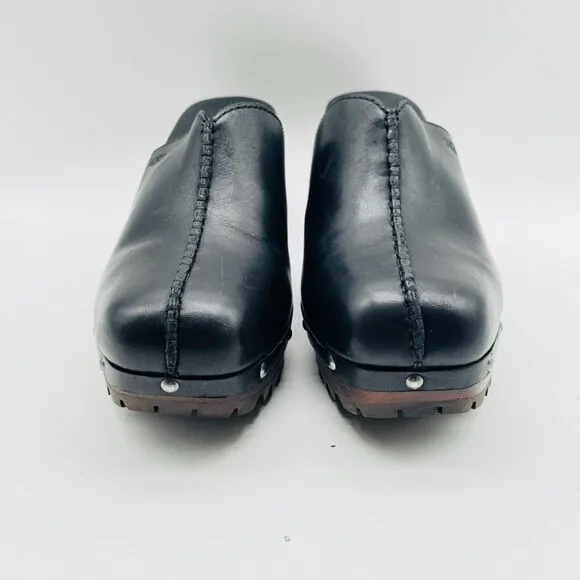 Ugg Shoes Womens 8 Black Leather Mules Clogs Fleece Lined Festival Boho Heel NEW