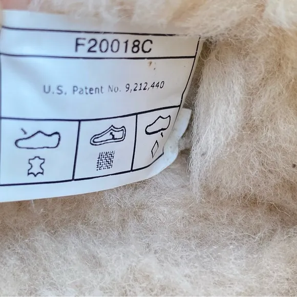 UGG Slippers Ascot