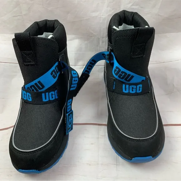 UGG TABOR kids boys unisex Boots shoes WATERPROOF 13.5 US1 lamb wool shearling