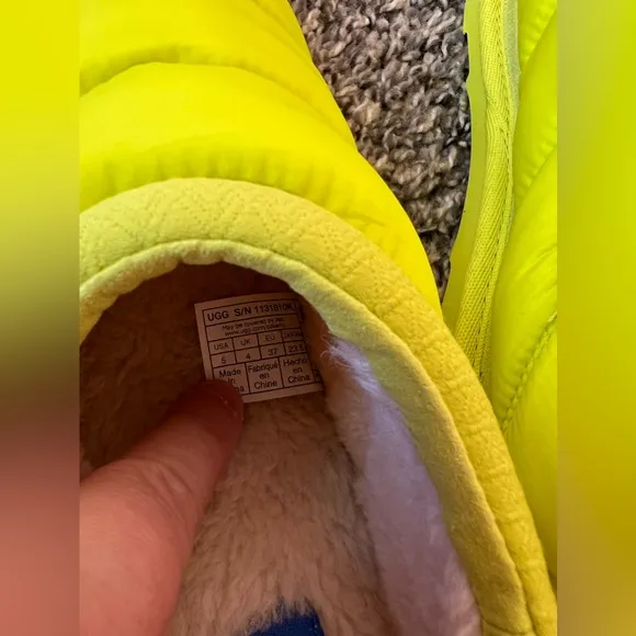 UGG Tasman LTA New‎ Women’s Neon Yellow Puffer Shoes Size US 5