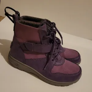 UGG Waterproof Boots size 3
