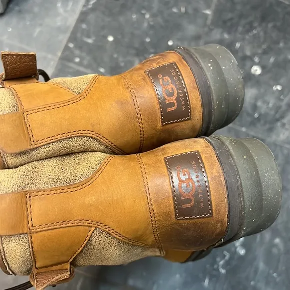 UGG Waterproof Boots Sz 8