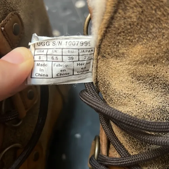 UGG Waterproof Boots Sz 8