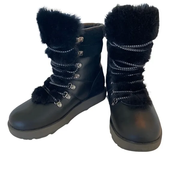 UGG Women’s Black Waterproof Viki Boots. Size: 6