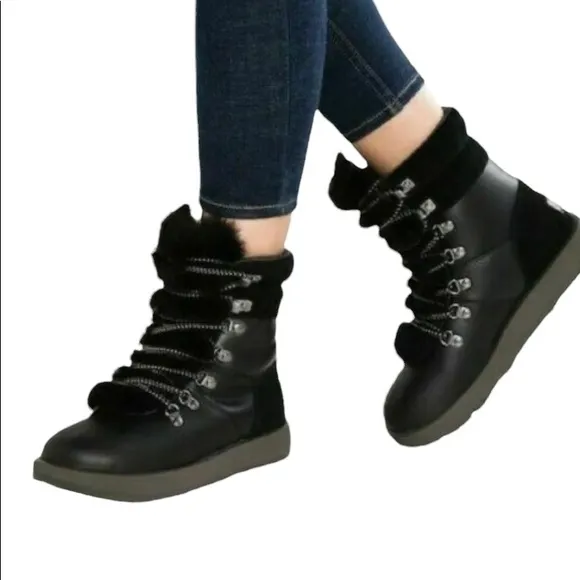 UGG Women’s Black Waterproof Viki Boots. Size: 6
