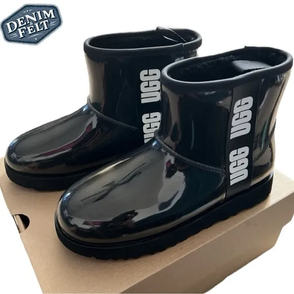 UGG Women’s Black/Clear Classic Mini Large LOGO Fleece Lined Boots/Bootie | NEW