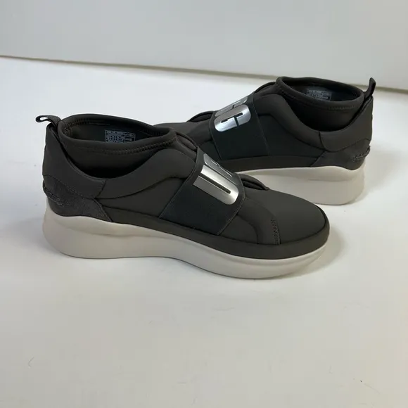 Ugg Womens Neutra Slip On Chunky Sock Sneakers Size 10