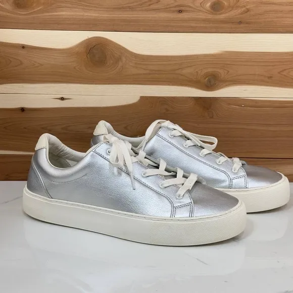 UGG Zilo Silver Metallic Leather Sneakers Casual Comfort Shoes Women's Size 11