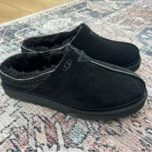UGG Neuman Clog Slipper Men's Size 12 Black Suede Slip-On Shoes