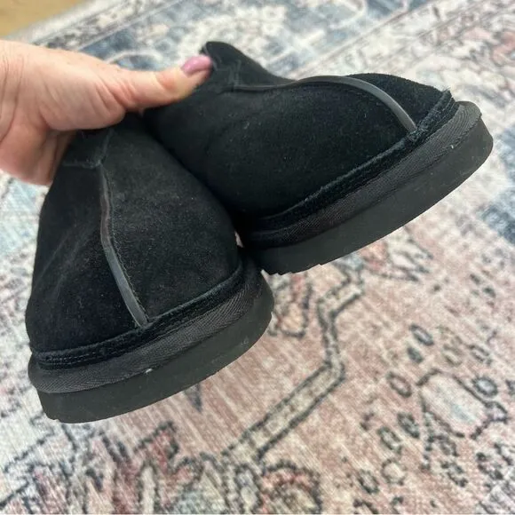 UGG Neuman Clog Slipper Men's Size 12 Black Suede Slip-On Shoes
